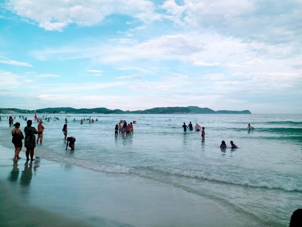 Apartamento Mobiliado 10 Minutos Da Praia Do Forte 卡波布里奥 外观 照片
